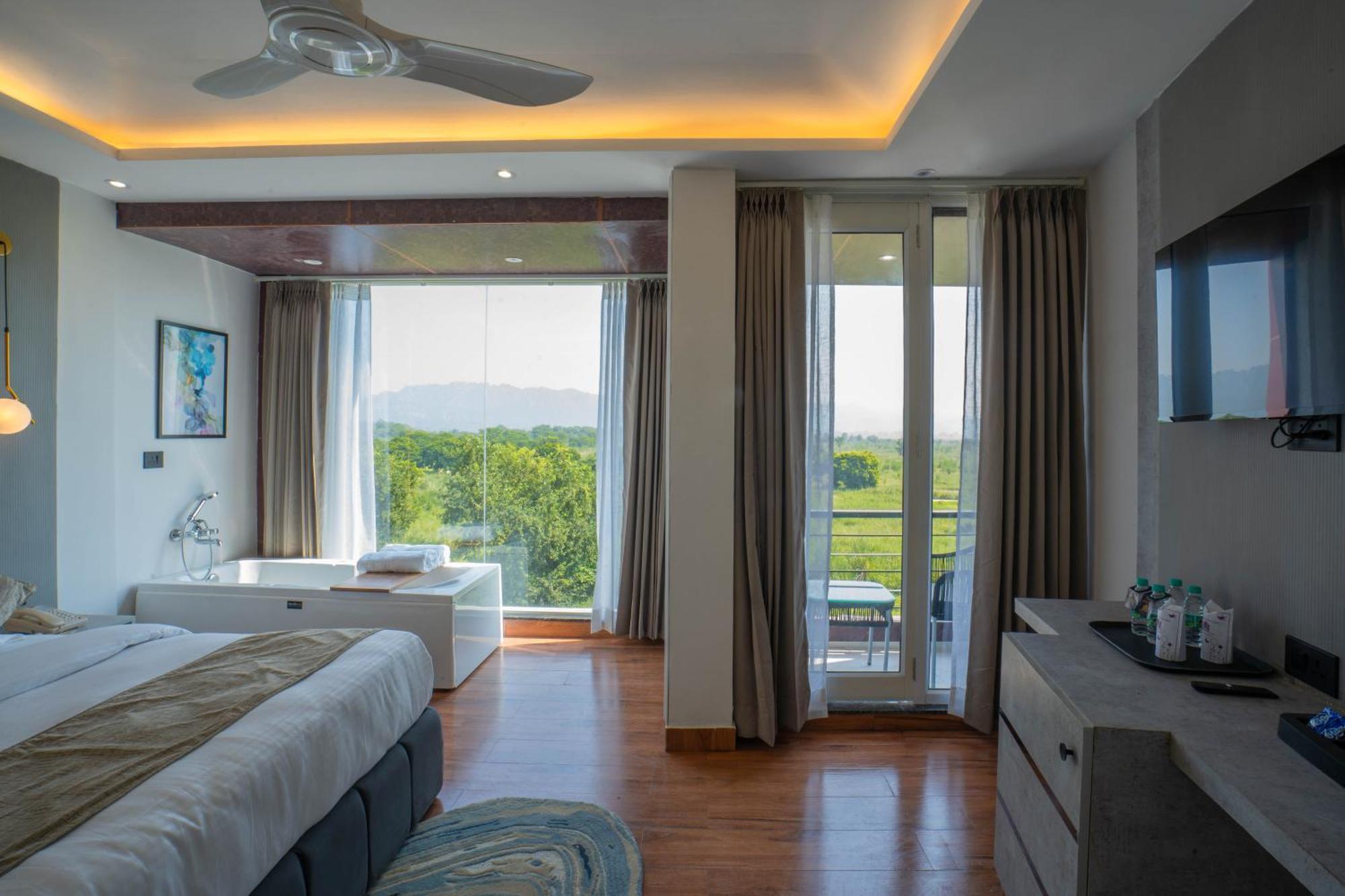 The Ganges Riverside Escape With A Private Ghat Haridwār Room photo