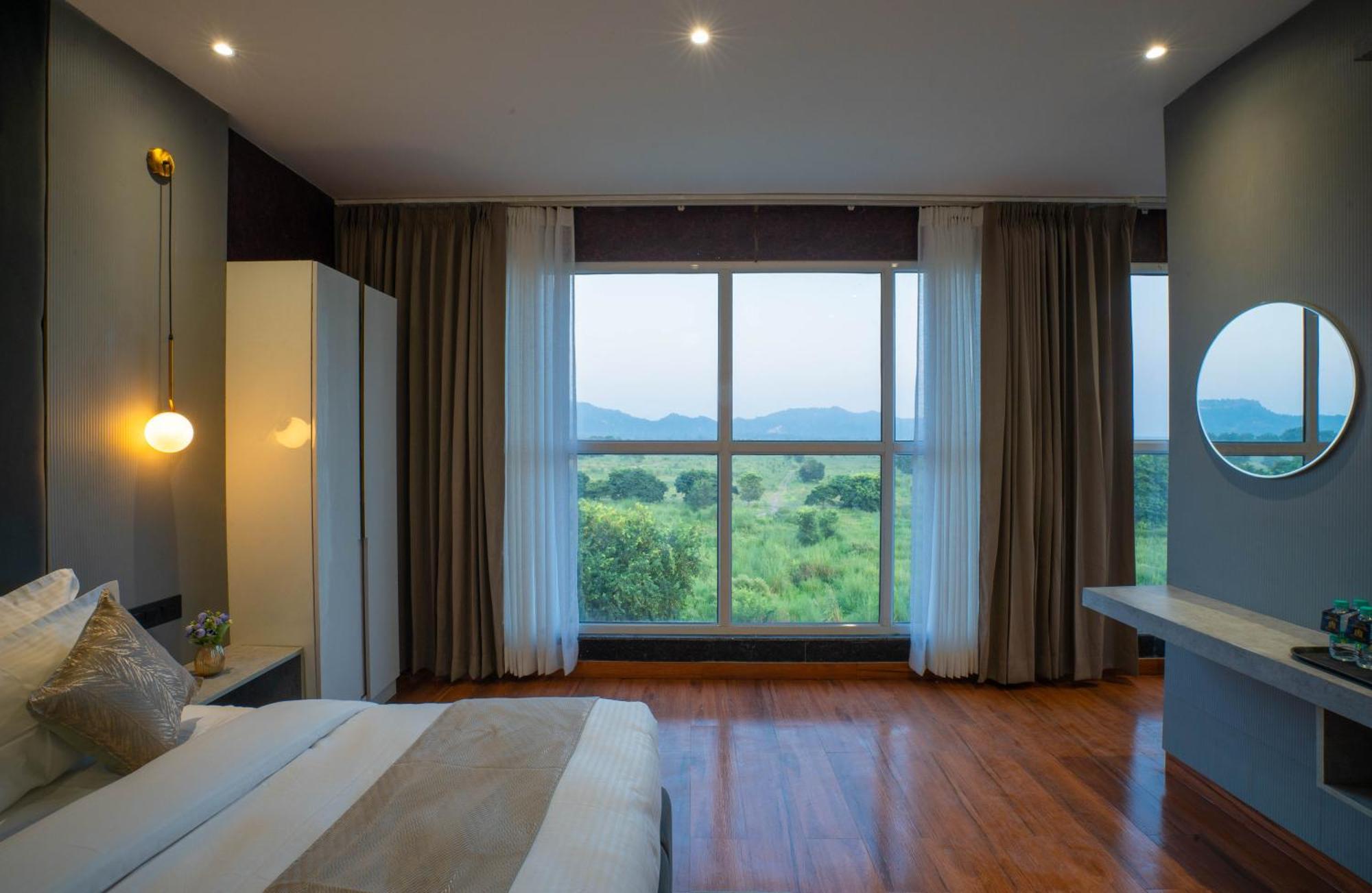 The Ganges Riverside Escape With A Private Ghat Haridwār Exterior photo
