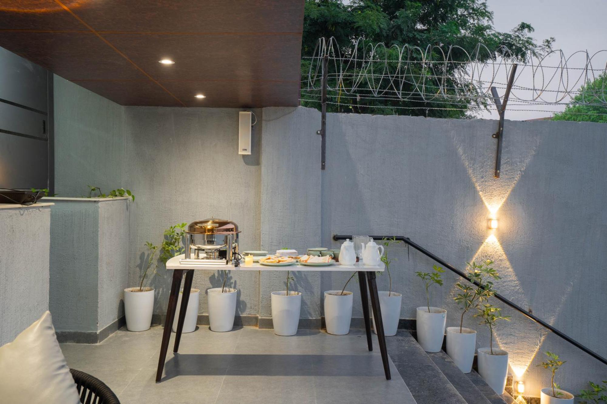 The Ganges Riverside Escape With A Private Ghat Haridwār Exterior photo