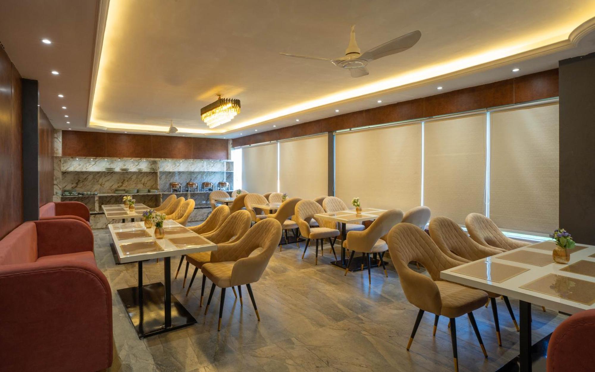 The Ganges Riverside Escape With A Private Ghat Haridwār Exterior photo